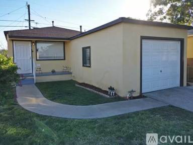 Main picture of 3315 Gillette St