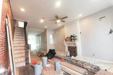 Main picture of 3044 W Colona St