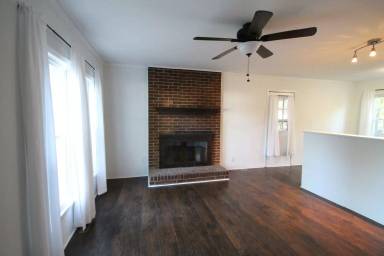 Main picture of 731 Level St