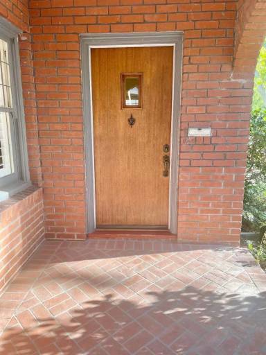 Main picture of 701 48th St