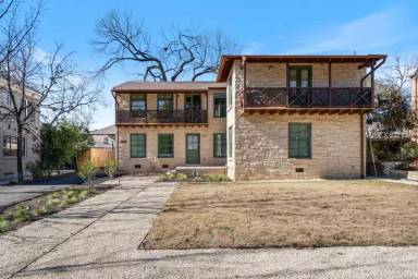 Main picture of 1508 Woodlawn Blvd