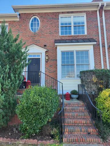 Main picture of 527 Copperline Dr
