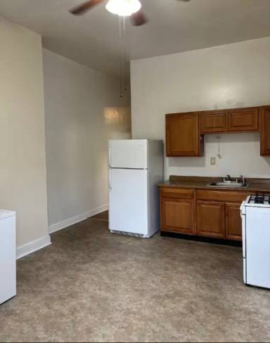 Main picture of 221 Brookfield Ave