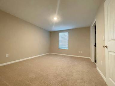 Main picture of 10107 Salt Point Dr