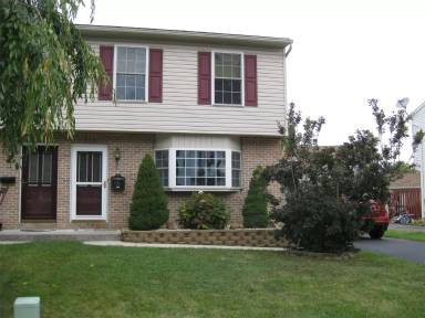 Main picture of 519 E Linden St
