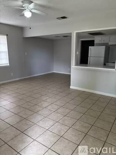 Main picture of 110 E Josephine St