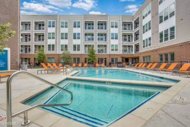Main picture of 1010 E Whitestone Blvd