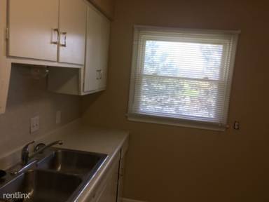 Main picture of 3490 S 82nd St