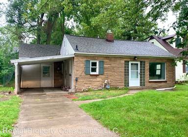 Main picture of 2449 Hillside Dr NW