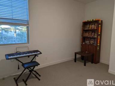 Main picture of 959 E Danbury Dr