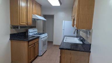 Main picture of 1328 S Fremont Ave