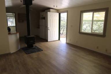 Main picture of 4899 E Highway 41