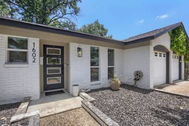 Main picture of 1602 Thornridge Rd