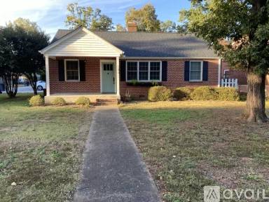 Main picture of 706 Boundary St