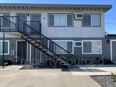 Main picture of 911 H St