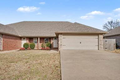 Main picture of 3006 SW Deerfield Blvd
