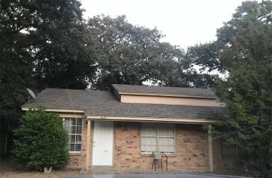 Main picture of 621 McQueary St