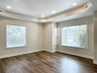 Main picture of 1011 E 8175 S