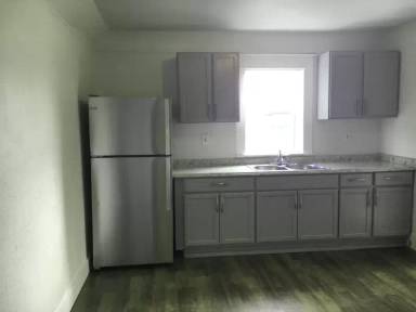 Main picture of 2543 S L St