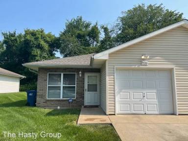Main picture of 9024 E 85th Ter