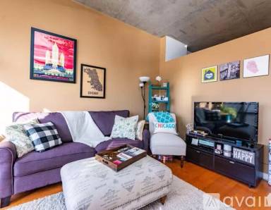 Main picture of 1000 N Kingsbury St