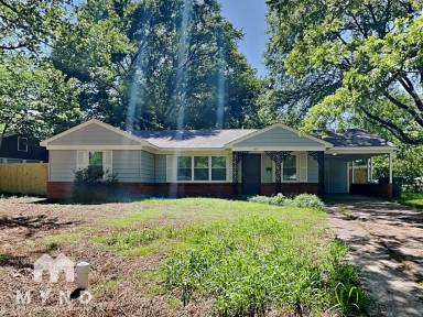 Main picture of 1587 S Perkins Rd