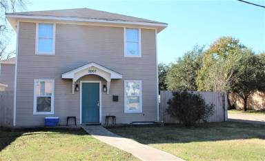 Main picture of 2001 Marie Dr