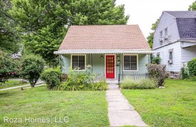 Main picture of 307 S Florence Ave