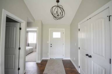 Main picture of 3548 Bridgeview Dr SE