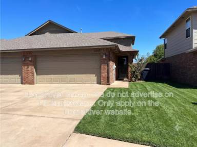 Main picture of 11137 SW 5th St