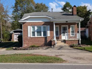 Main picture of 1728 Haywood Rd