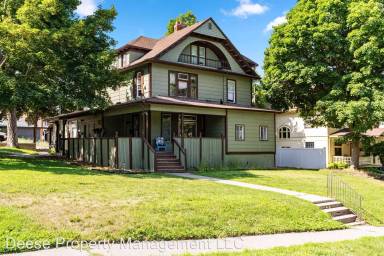 Main picture of 1203 W 8th Ave