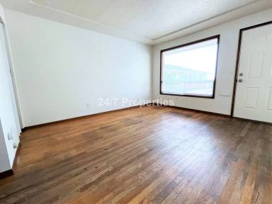 Main picture of 6702 NE Oregon St