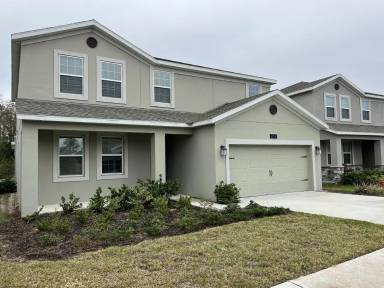 Main picture of 2313 Crescent Moon St