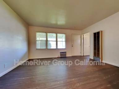 Main picture of 3620 Morse Ave