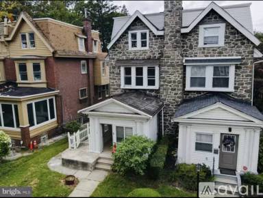 Main picture of 6119 W Columbia Ave