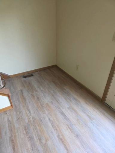 Main picture of 6024 Red Oak Dr
