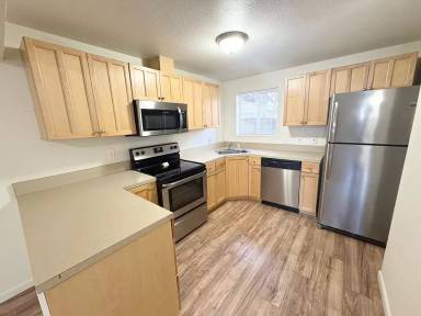 Main picture of 3839 E 18th St