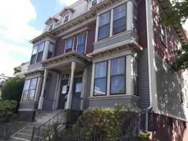 Main picture of 1596 Westminster St