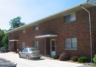 Main picture of 2115 N Center St