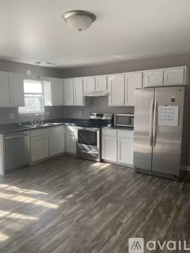 Main picture of 206 Truman St
