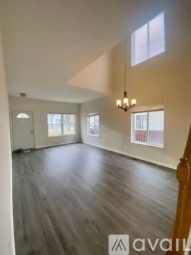 Main picture of 315 Richmond Dr