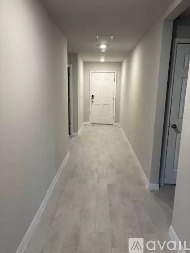 Main picture of 3011 W Briarwood Cir