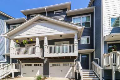 Main picture of 1128 Liberty Pkwy NW