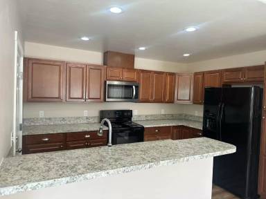 Main picture of 1811 J St