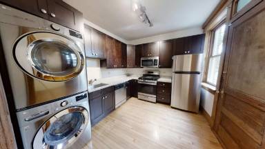 Main picture of 4844 N Bell Ave