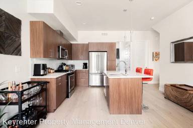 Main picture of 3060 Wilson Ct