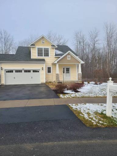 Main picture of 106 Lancaster Ct