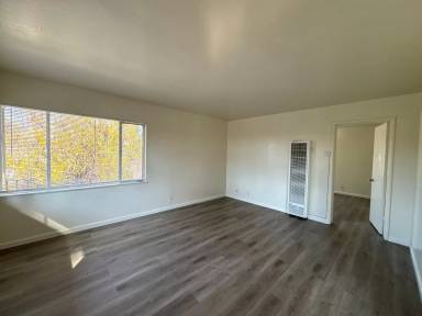 Main picture of 2550 35th Ave