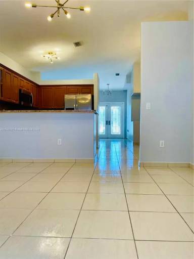 Main picture of 20125 NW 78th Pl